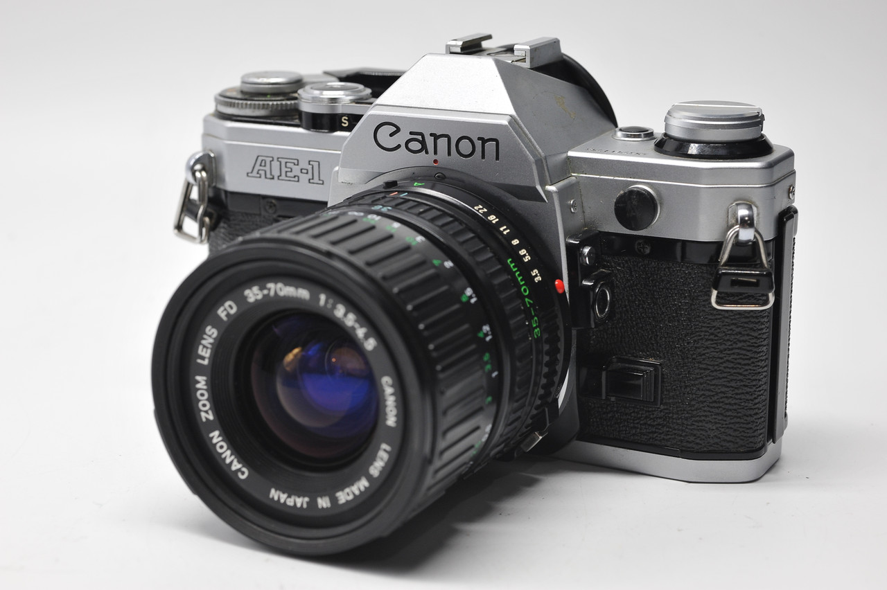 低価超激安】 Canon AE-1 PROGRAM NewFD35-70 レンズ F4 ihT87