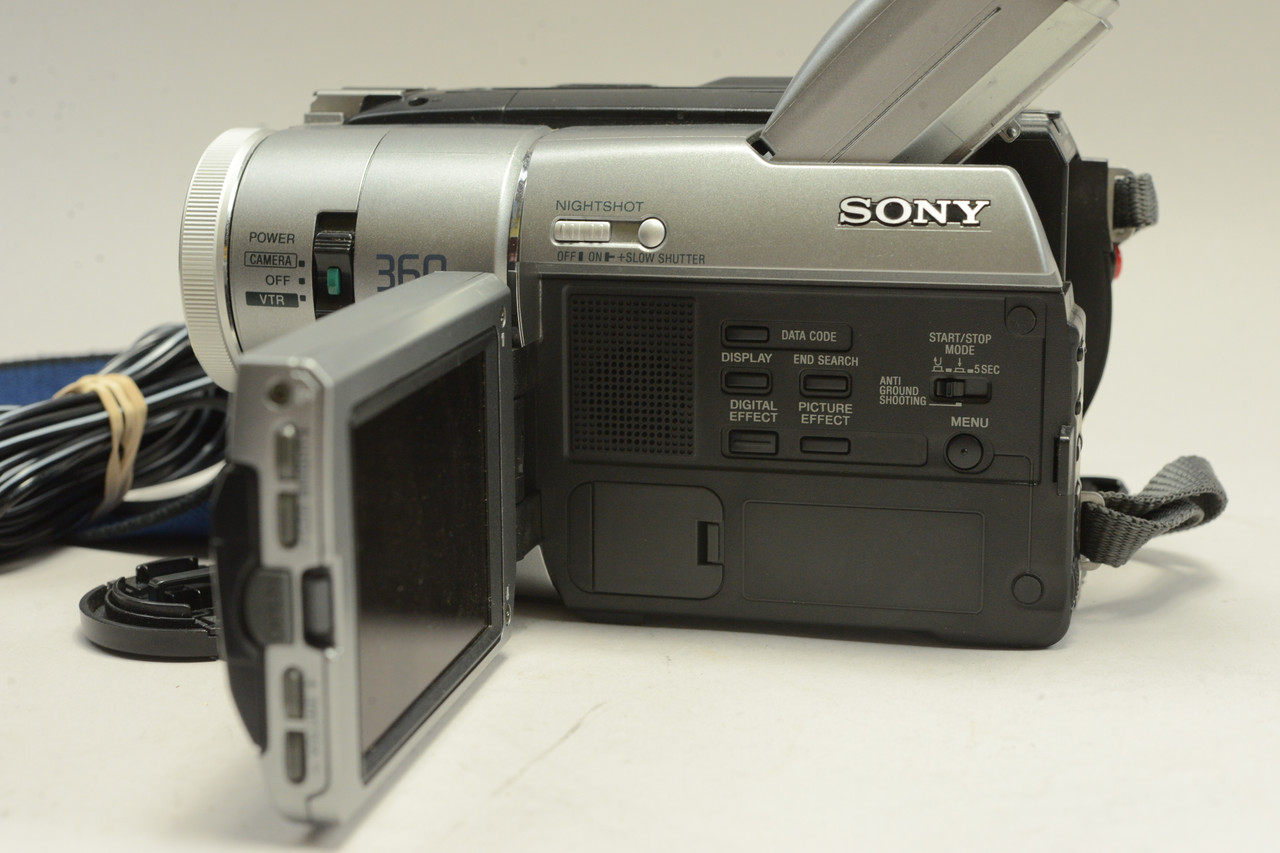 Pre-Owned - Sony DCR-TRV310 Digital8 8mm Video8 Camcorder VC