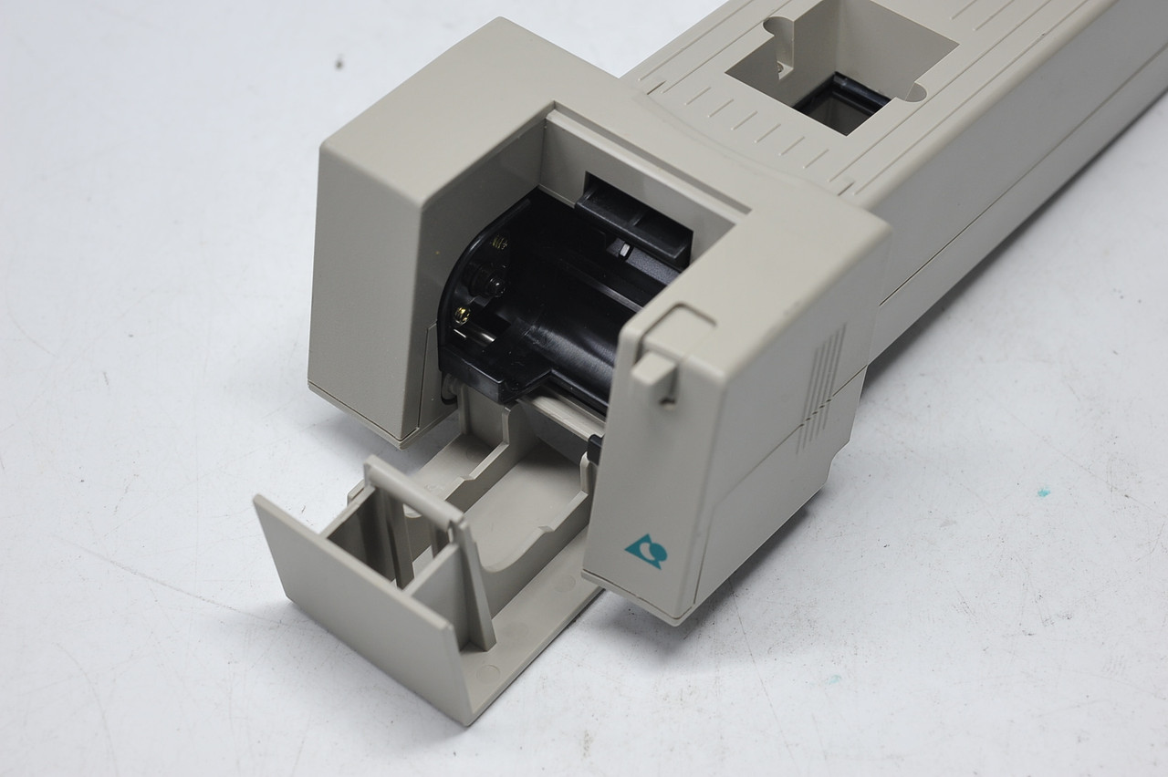 大幅値下げ！NikonCOOLSCAN Ⅳ ED LS-40ED 新品未使用 Nikon LS-40 ED Film Scanner Coolscan IV + Film Strip SA-21