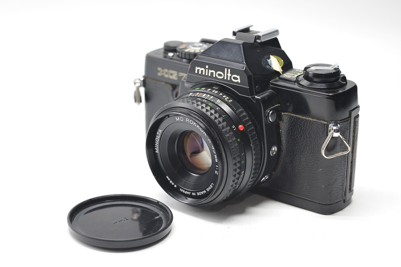 Pre-owned - Minolta XG7 Film Camera with 45MM F2.0 (Black)