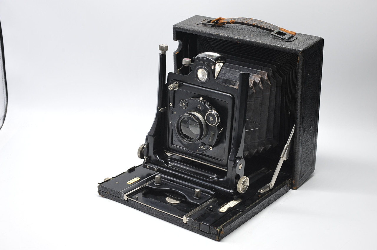 ジャンク品：Zeiss Ikon等のアンテイーク カメラ 10台 ジャンク品：Zeiss Ikon等のアンテイーク カメラ 10台 ジャンク品