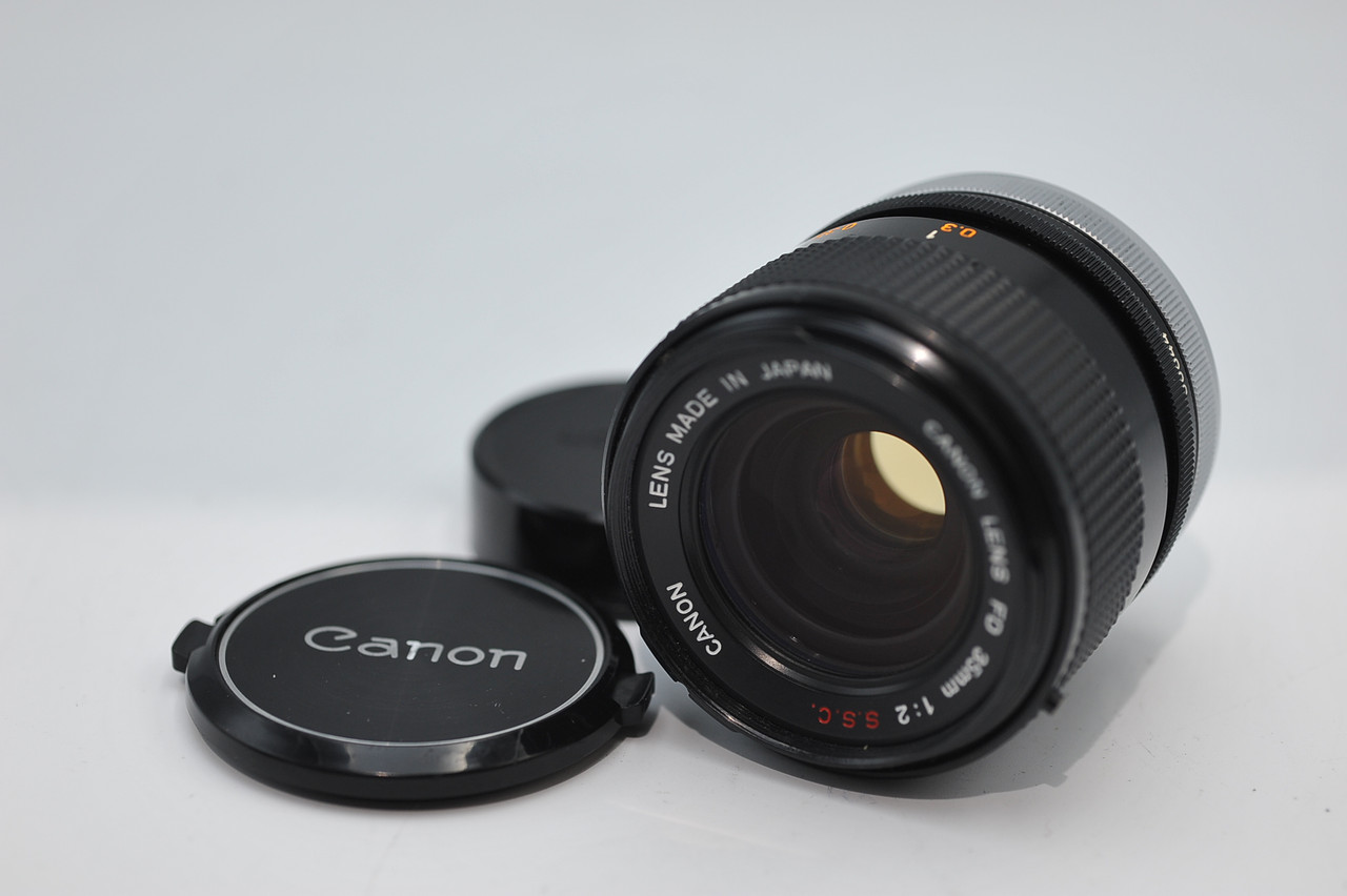 新作低価【美品】CANON LENS FD 35mm 1:2 レンズ(単焦点)