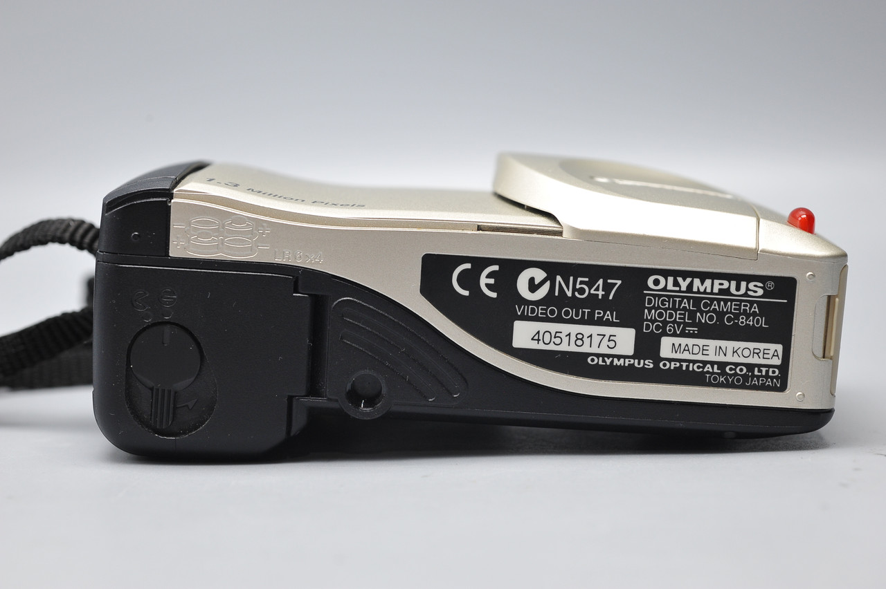 Pre-Owned - Olympus Camedia C-840L at Ace Photo