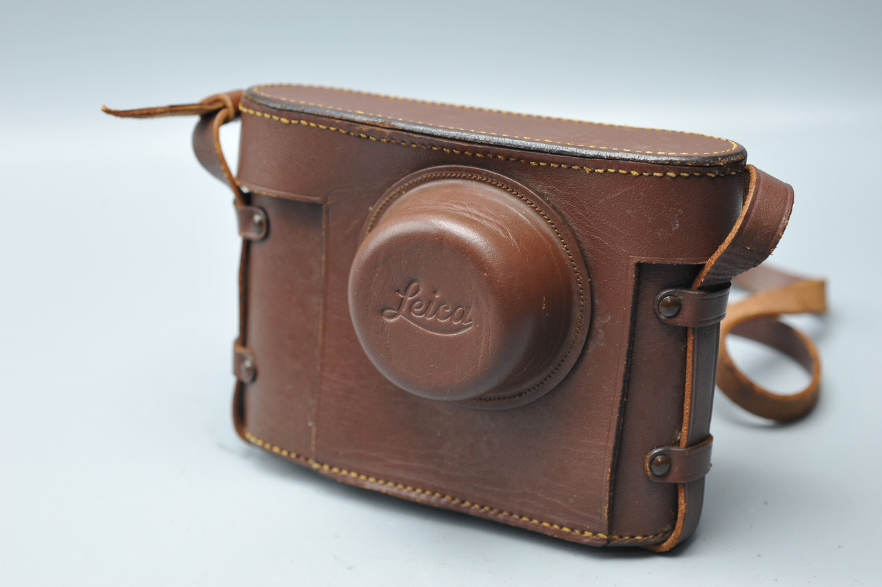 Pre-owned Favorite Leather Crossbody Bag In Brown