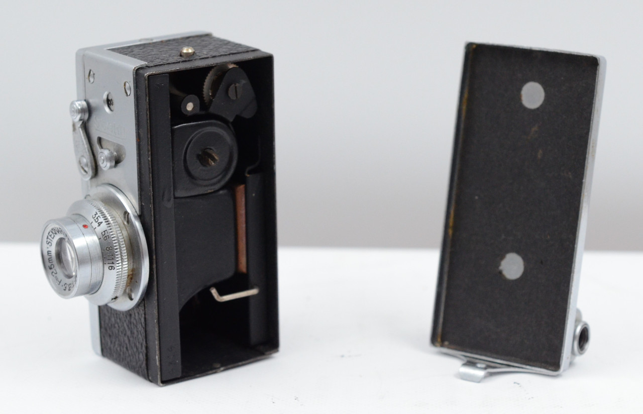 Pre-Owned Steky Model III Miniture 16mm Camera w/ Leather Ca