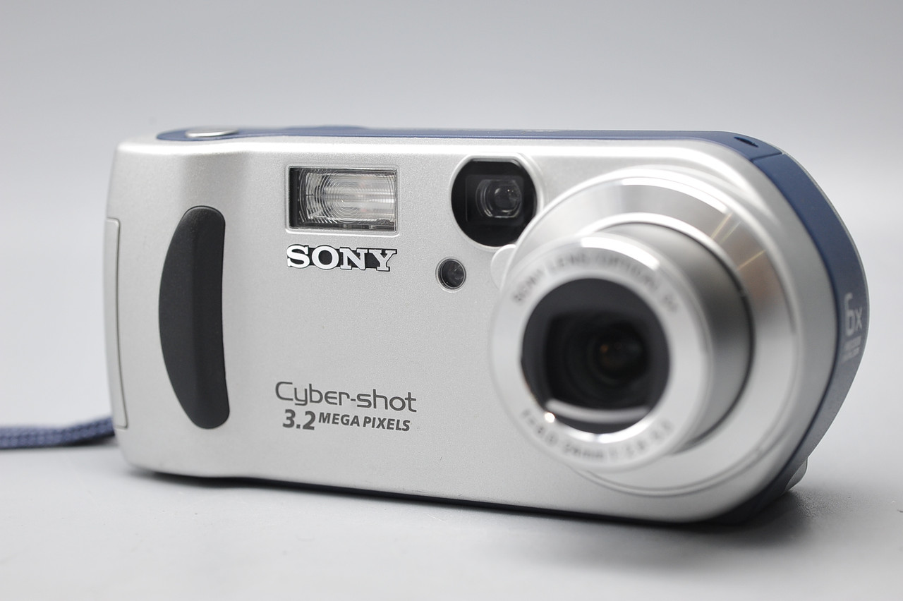 Pre-Owned - Sony DSC-P71 Digital Camera at Ace Photo