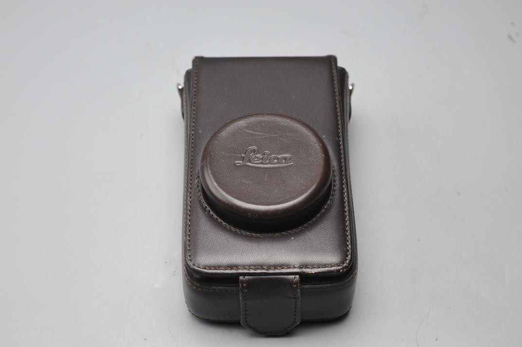 Leica X1 専用革ケース付き Pre-Owned - Leica - X1 Camera Leather Case at Ace Photo