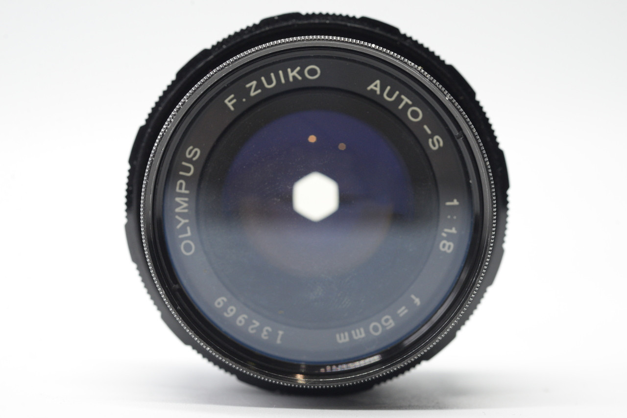Pre-Owned - Olympus F-Zuiko AUTO-S 50mm f/1 8 M42