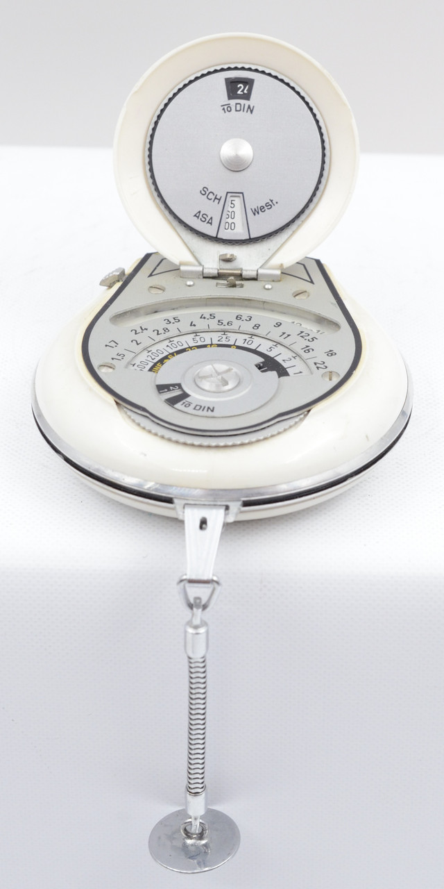 Pre-Owned Vintage 1952 Bertram Chrostar Lgt Meter