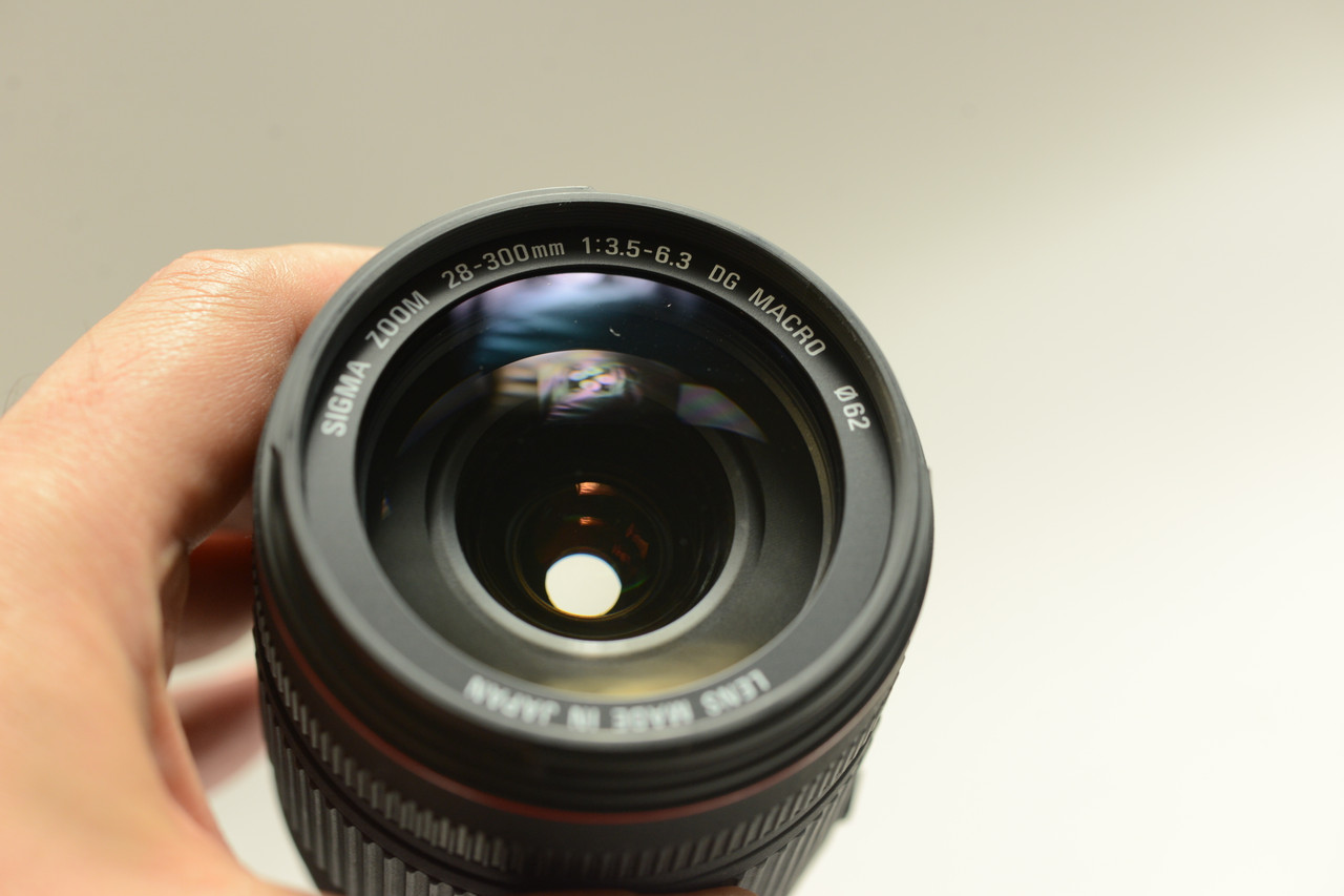 Pre-Owned - Sigma 28-300Mm F3.5-6.3 Dg For Canon