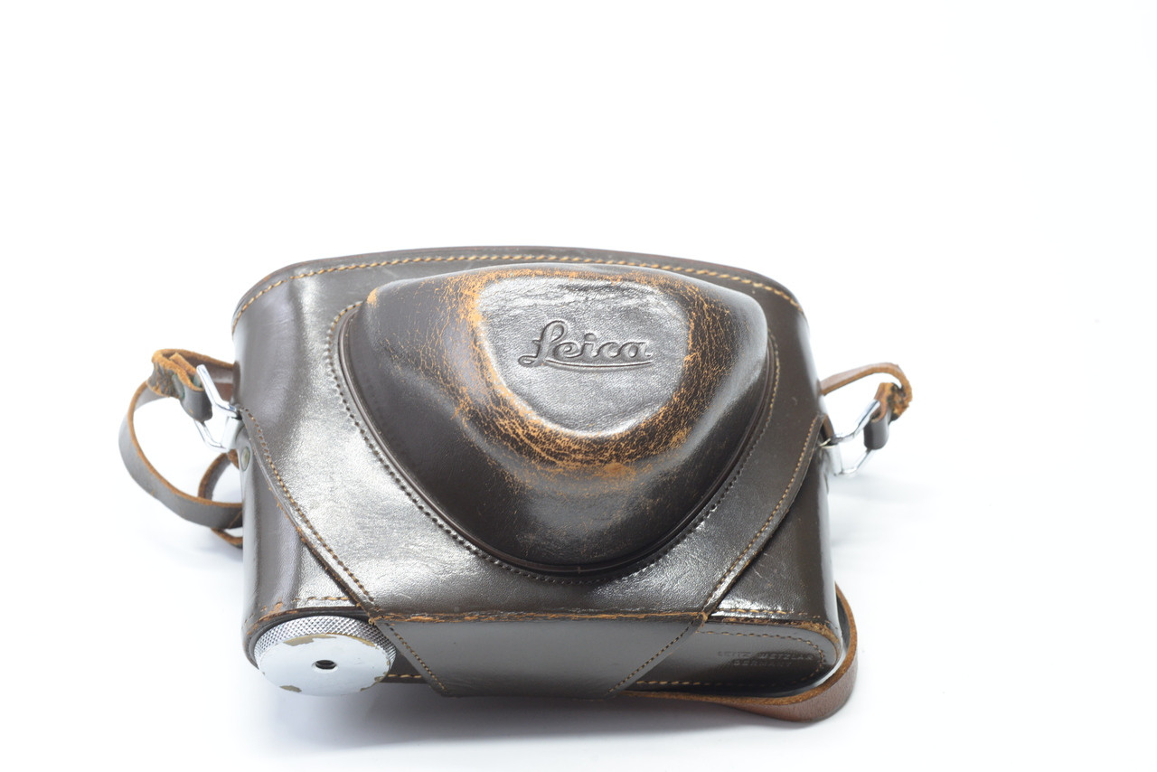 Pre-Owned Leica Leitz Vintage Brown Leather Case M2 M3 M4 Leica Leitz Brown Leather Camera Bag vintage main image 1