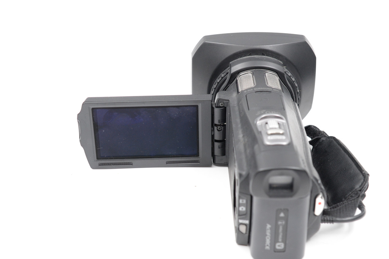 Pre-Owned - Sony Handycam HDR-CX700 w/ Charger, remote, and