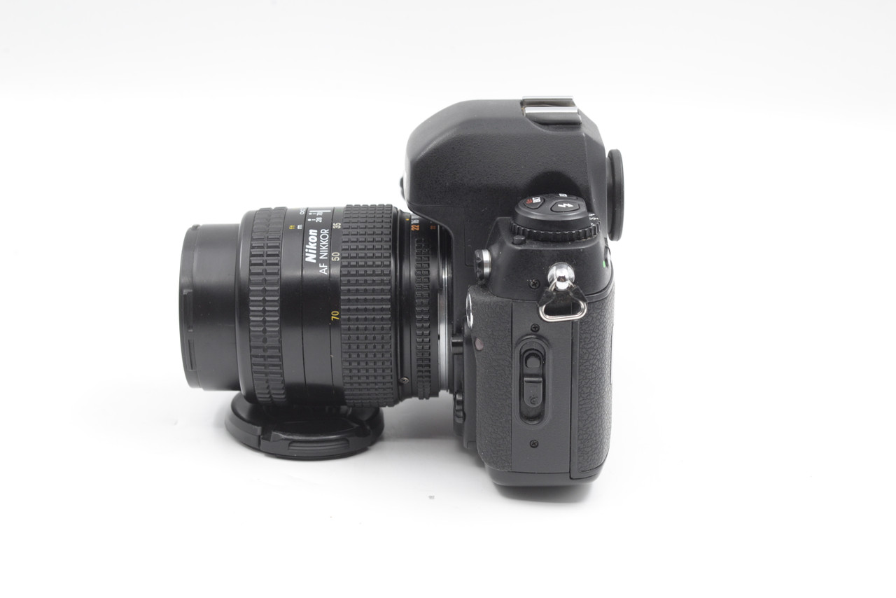 Pre-Owned - Nikon F100 w/Nikon Nikkor AF 28-70mm F/3.5-4.5D
