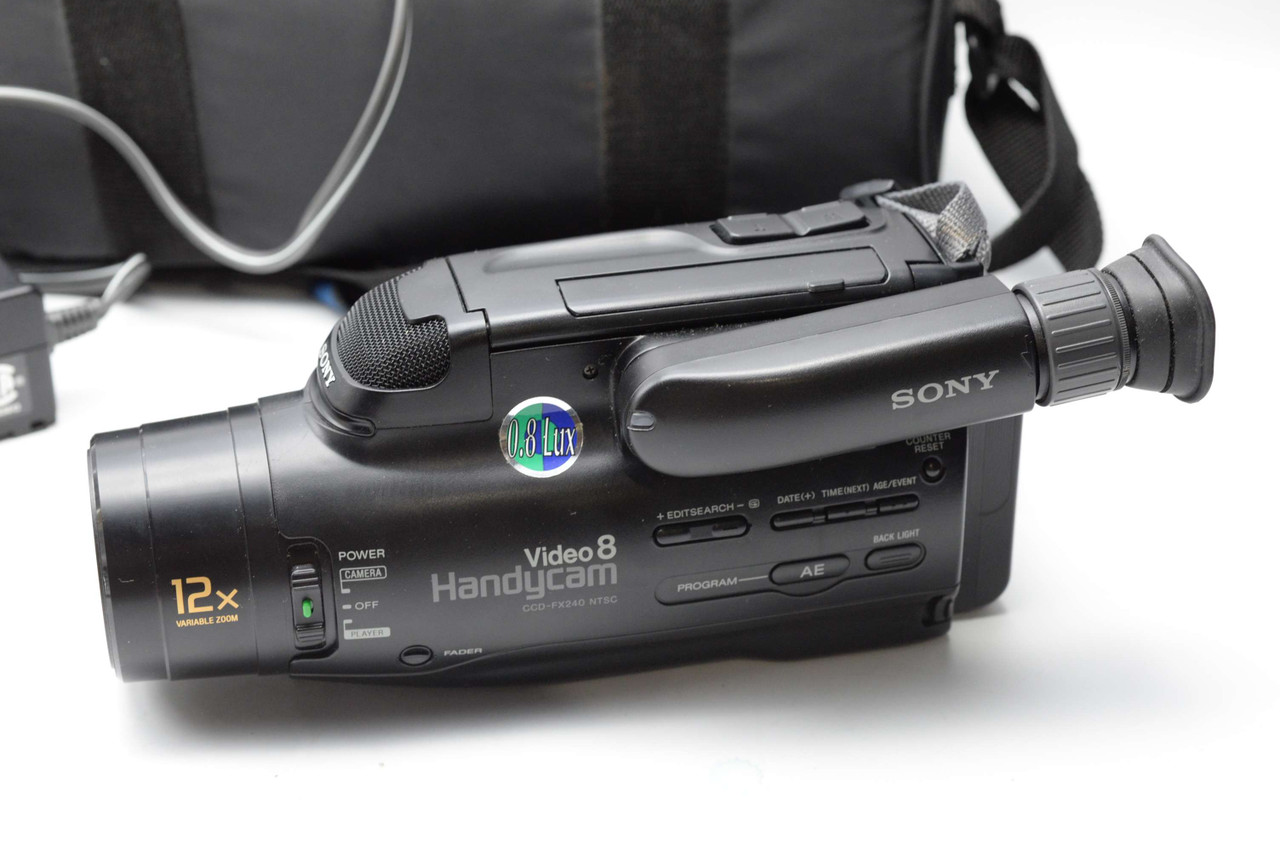 Pre-Owned - Sony Video 8 Handycam CCD-FX240