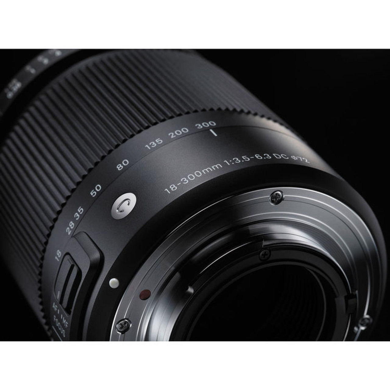 Sigma 18-300mm F3.5-6.3 DC Macro OS HSM (C) for Nikon (DX) at