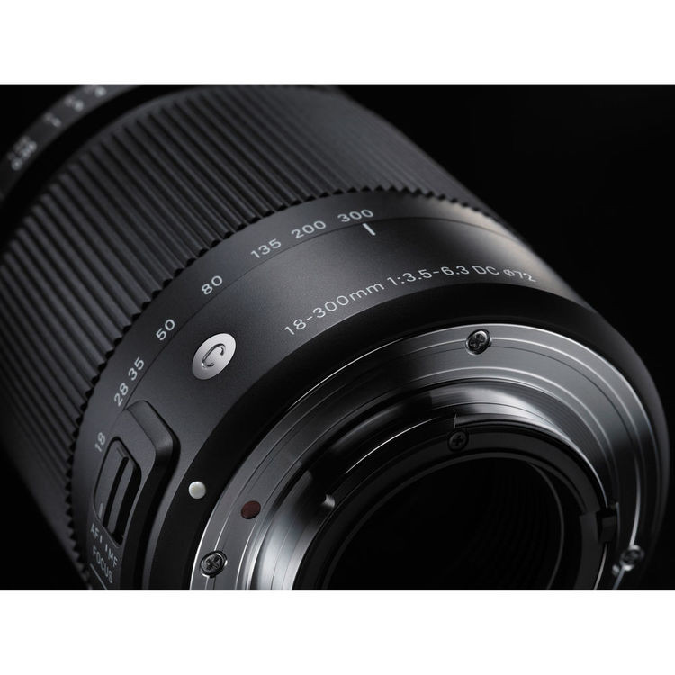 Sigma - 18-300mm F3.5-6.3 DC Macro OS HSM (C) Nikon (DX)