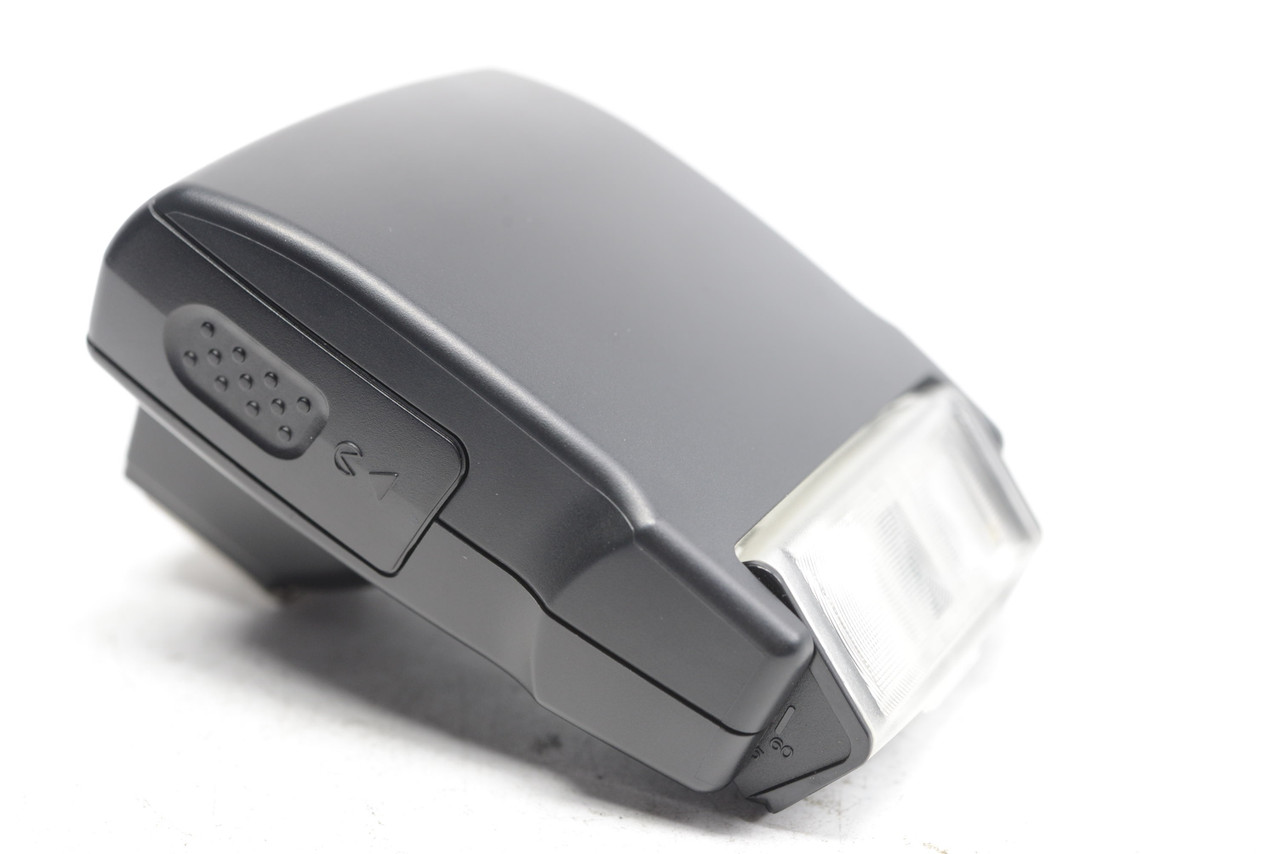 Pre-Owned - Nikon SB-400 Speed Light at Ace Photo