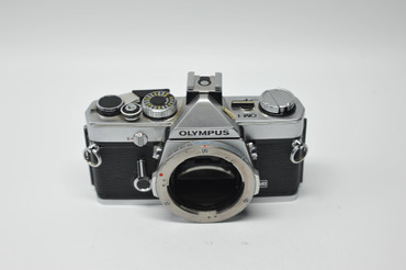 Pre-Owned - Olympus OM-1 35mm Film Camera (Body Only, Silver)