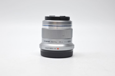 Pre-Owned - Olympus 45mm f/1.8 M. Zuiko Lens Silver  MFT M43