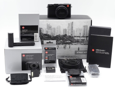 Pre-Owned - Leica - D-Lux 7 Street Kit