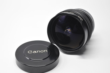 Pre-owned Canon FD 15mm F/2.8 S.S.C. Fish-eye Manual focus