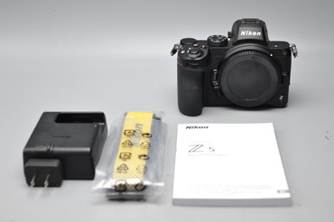 Pre-Owned - Nikon Z - Z5 Mirrorless Digital Camera (Body Only)