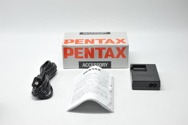 Pre-Owned Pentax K-BC92U Battery Charger Kit For X70/Battery D-LI92