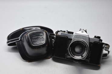 Pre-owned Pentax Spotmatic H Honeywell SLR Camera w/ Mamiya 50mm f/2.0 (METER NOT FUNCTIONING)