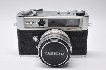 Pre-Owned - Yashica I C w/ 45mm f/1.8