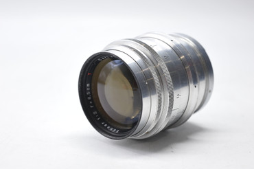 Pre-Owned - Contax RF Carl Zeiss Jena Sonnar 8.5cm 85mm f/2 T Lens, good optics, little catch in focussing but no effect on performance and sharpness of the lens.