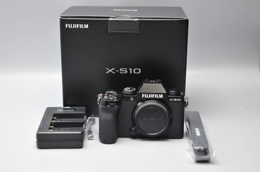 Pre-Owned - Fujifilm X-S10 Mirrorless Digital Camera (Body Only)