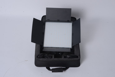 Pre-Owned - Fovitec 600XB Portable 600 LED Bi-Color Studio Panel Barn Doors Soft Box