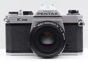 Pre-Owned Pentax K1000  w/ 50mm f/2.0A  Lens Film, camera, 200 DAY WARRANTY