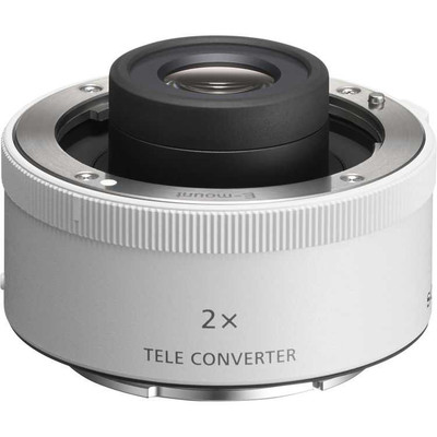 Sony - FE 2.0x Teleconverter