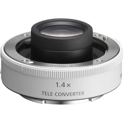 Sony - FE 1.4x Teleconverter