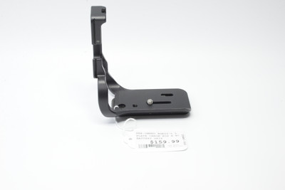 Pre-Owned - Kirk Enterprises L Bracket For Nikon D300/700 w/MB-D10 grip