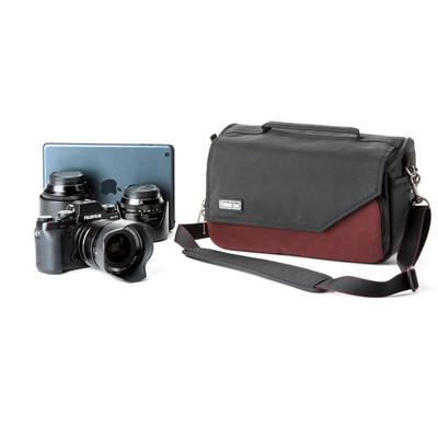 710668 Think Tank Photo Mirrorless Mover 25i Camera Bag (Deep Red) 710668 Think Tank Photo Mirrorless Mover 25i Camera Bag (Deep Red)