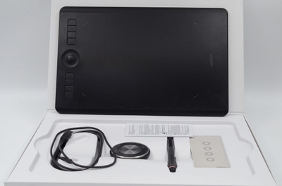 Pre-Owned - Intuos3 Tablet 12x21