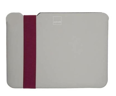 The Soft Sleeve' MBP17" -Gradual Squares
