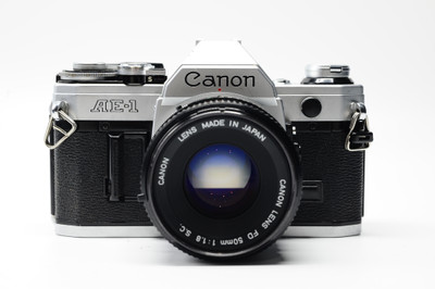 Pre-Owned - Canon AE-1 SILVER w 50mm S C 1 8 MF lens