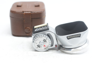 Pre-Owned - Rolleilux TLR Light Meter & Hood Bayonet w/Case