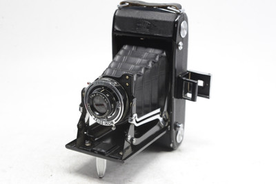 Pre-Owned - Zeiss Ikon Nettar 515/2 w/10 5cm (105mm) F/6.3 Novar-Anastigmat Lens