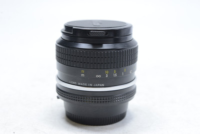 Pre-Owned - Nikkon Nikkor AI 24mm F/2.8