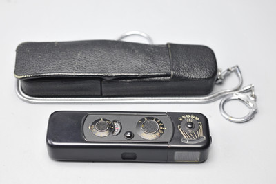 Pre-Owned - MINOX B Subminiature Camera (Black) w/Case & Chain