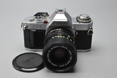 Pre-Owned - Canon AV-1 Chrome W/ 35-70mm f3.5-4.5 FD Lens
