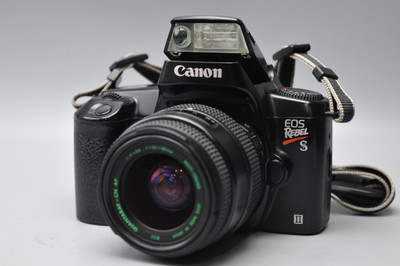 Pre-Owned - Canon Rebel S II w/ Quantaray 35-80mm f/4-5.6