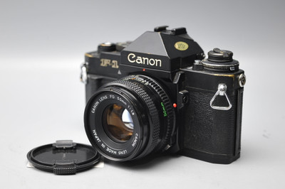 Pre-Owned - Canon F-1 w/Canon FD 50Mm F/1.8