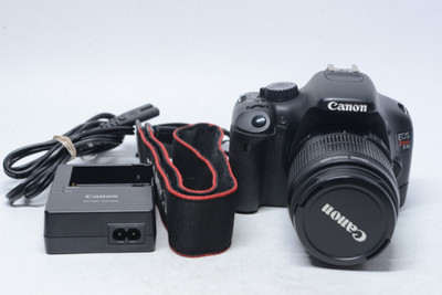 Pre-Owned - Canon EOS Rebel T2i W/18-55mm f/3.5-5.6 canon EF-S