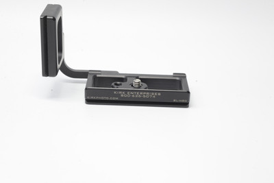 Pre-Owned - Kirk BL-N80 Compact L-Bracket for Nikon N80 Camera Body