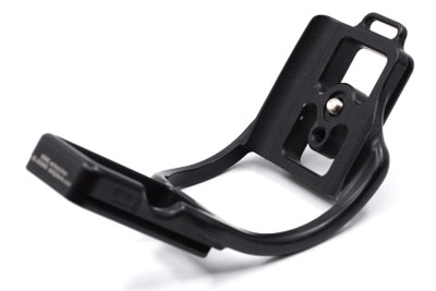 Pre-Owned - Kirk Compact L-Bracket for Nikon D300 or D700 with MB-D10